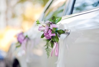 Should you hire a stretch limo service for your wedding?
